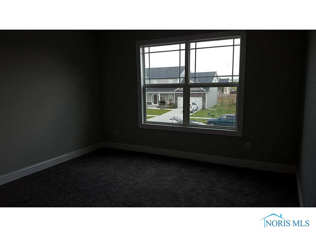 136 Lawai Road Oregon, OH 43616 - Photo 6 of 9 Bedroom.