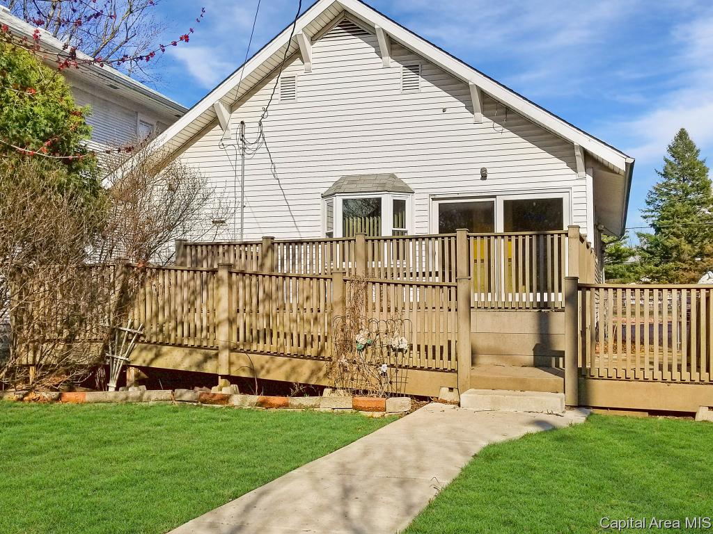 1907 Elizabeth Street Springfield, IL 62702 - Photo 2 of 35