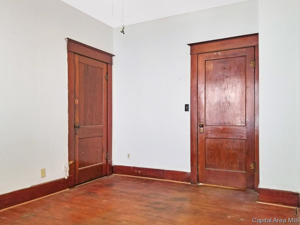 1907 Elizabeth Street Springfield, IL 62702 - Photo 14 of 35