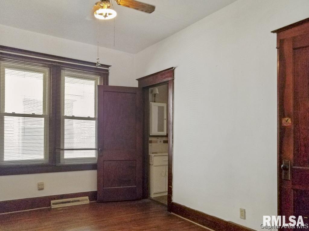 1907 Elizabeth Street Springfield, IL 62702 - Photo 15 of 35