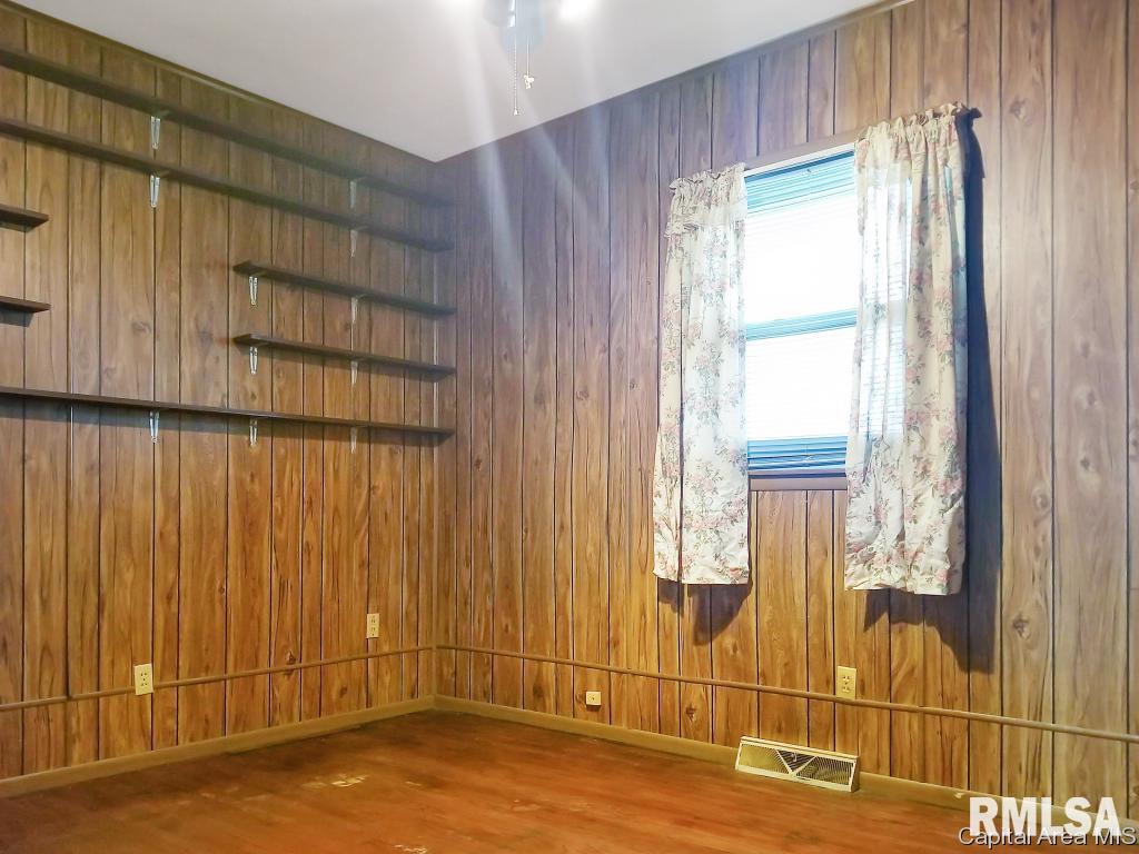 1907 Elizabeth Street Springfield, IL 62702 - Photo 16 of 35