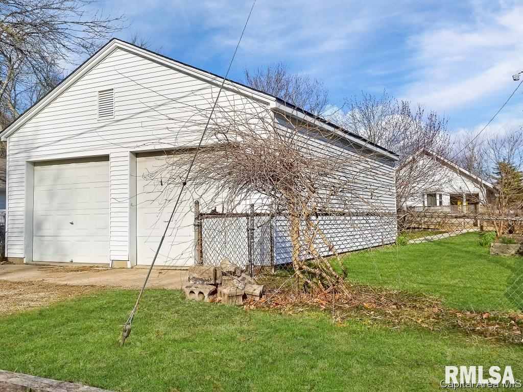 1907 Elizabeth Street Springfield, IL 62702 - Photo 5 of 35