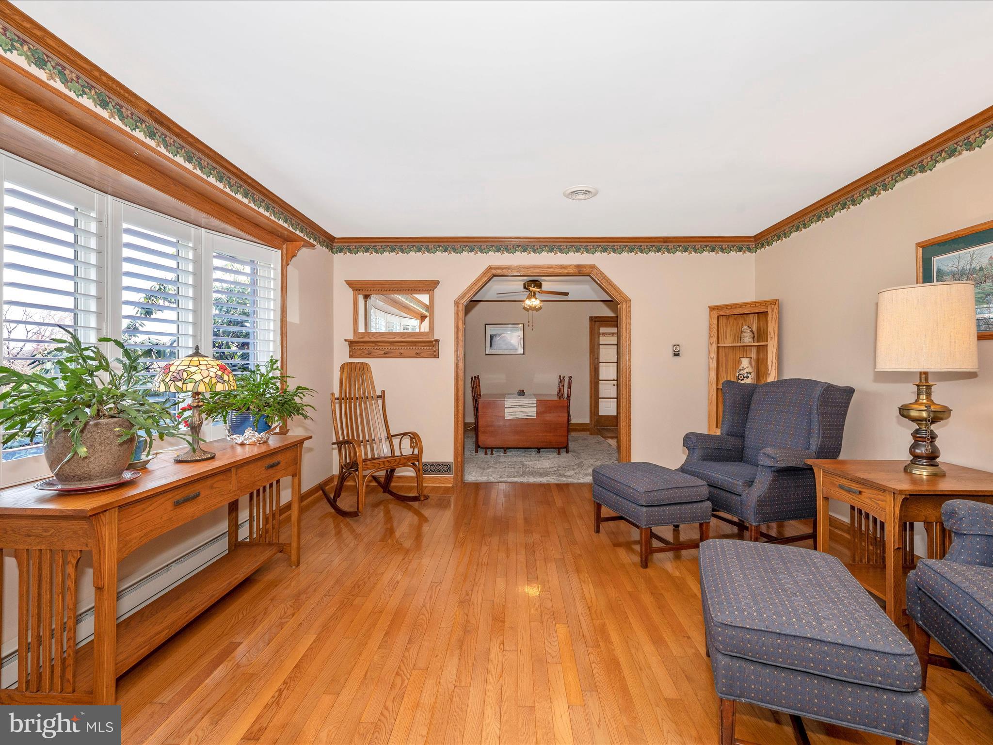 5708 Woodlyn Road Frederick, MD 21703 - Photo 17 of 68 Living Room
