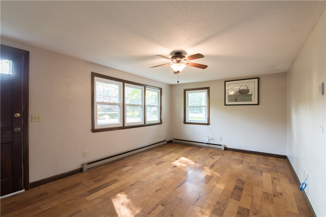 52 Restful Valley Road Tiverton, RI 02878 - Photo 12 of 22 Gallery Image 12