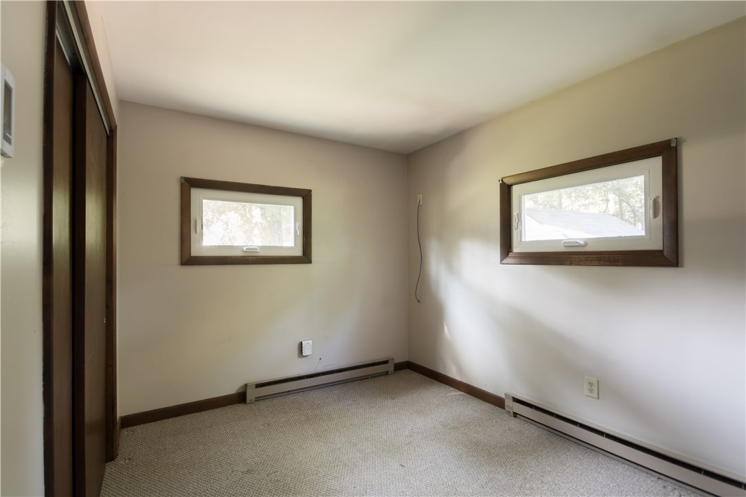 52 Restful Valley Road Tiverton, RI 02878 - Photo 16 of 22 Gallery Image 16