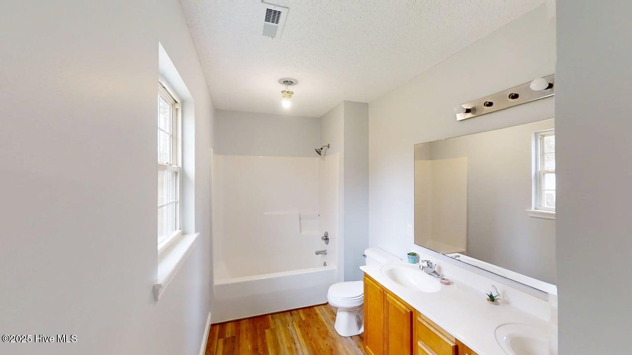 283 Bannermans Mill Road Richlands, NC 28574 - Photo 21 of 24 283-Bannermans-Mill-Road-04042025_175955