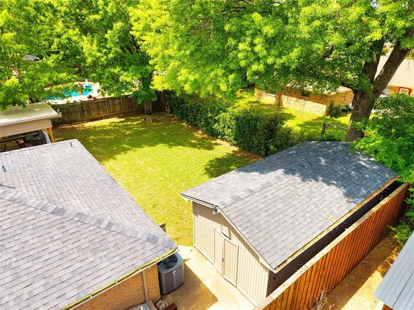 $395,000 | 711 Hinsdale Drive, Arlington, TX 76006