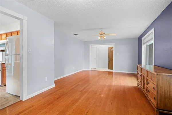 $395,000 | 711 Hinsdale Drive, Arlington, TX 76006