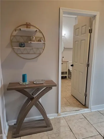 $1,800 | 500 Pelican Avenue, Unit D, New Orleans, LA 70114