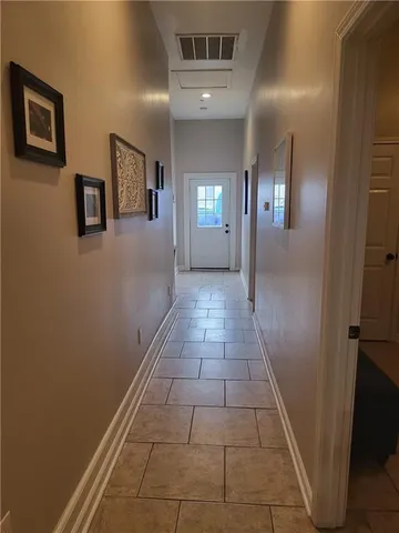 $1,800 | 500 Pelican Avenue, Unit D, New Orleans, LA 70114