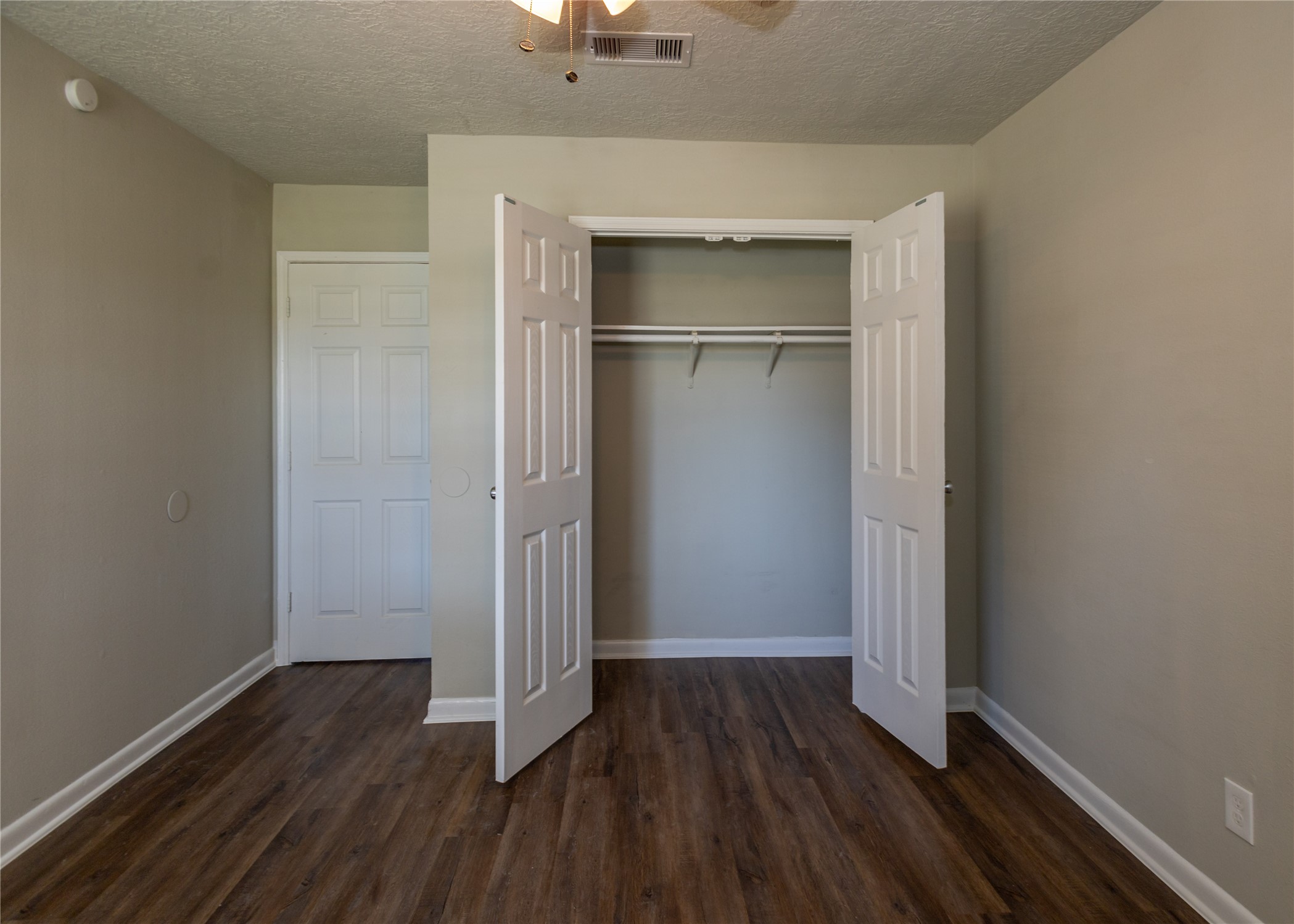 5810 Meadowview Road Beaumont, TX 77708 - Photo 9 of 22