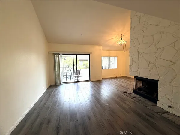 $3,900 | 1000 East California Boulevard, Unit 301, Pasadena, CA 91106