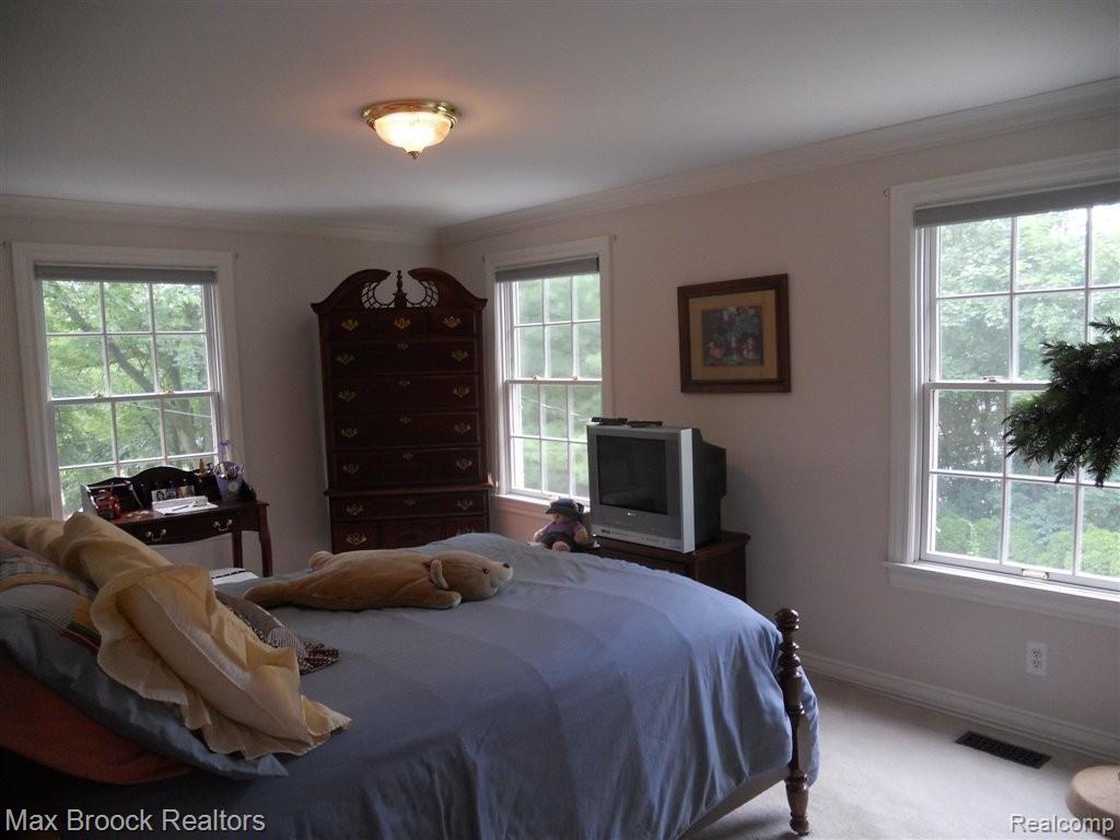 151 Overhill Road Bloomfield Hills, MI 48301 - Photo 19 of 25 Guest or In-Law Suite