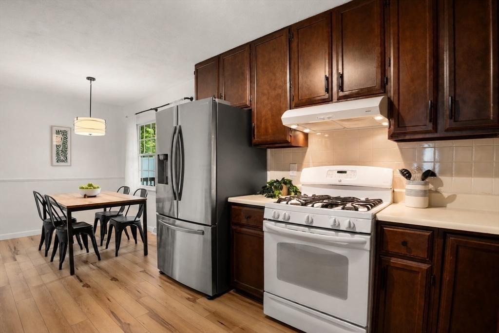 30 Vinal Street Hudson, MA 01749 - Photo 3 of 27 Gallery Image 3