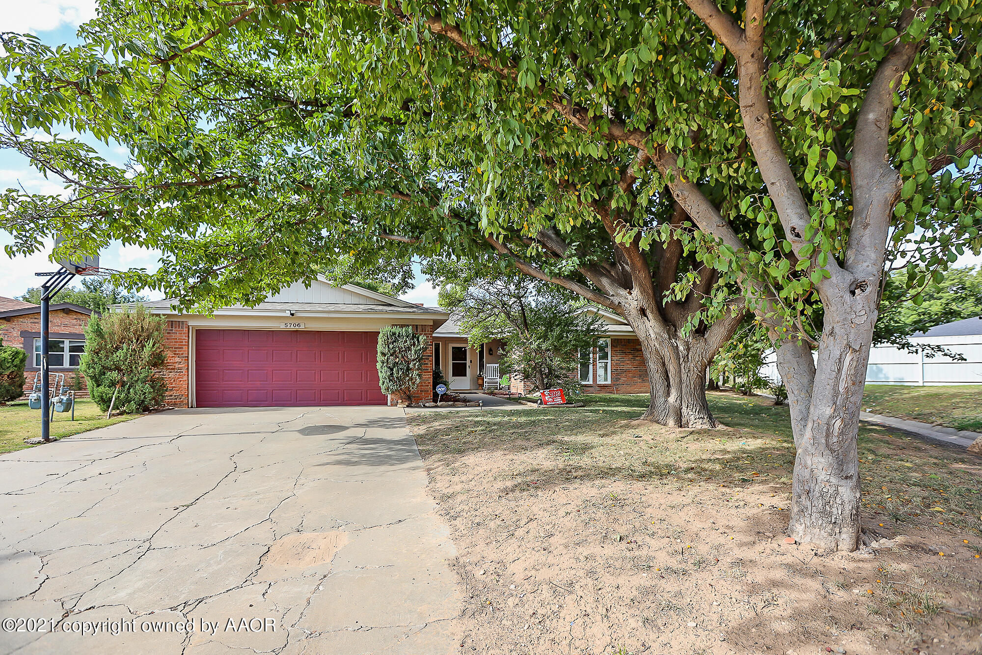 5706 Hillside Road Amarillo, TX 79109 - Photo 3 of 30 Front