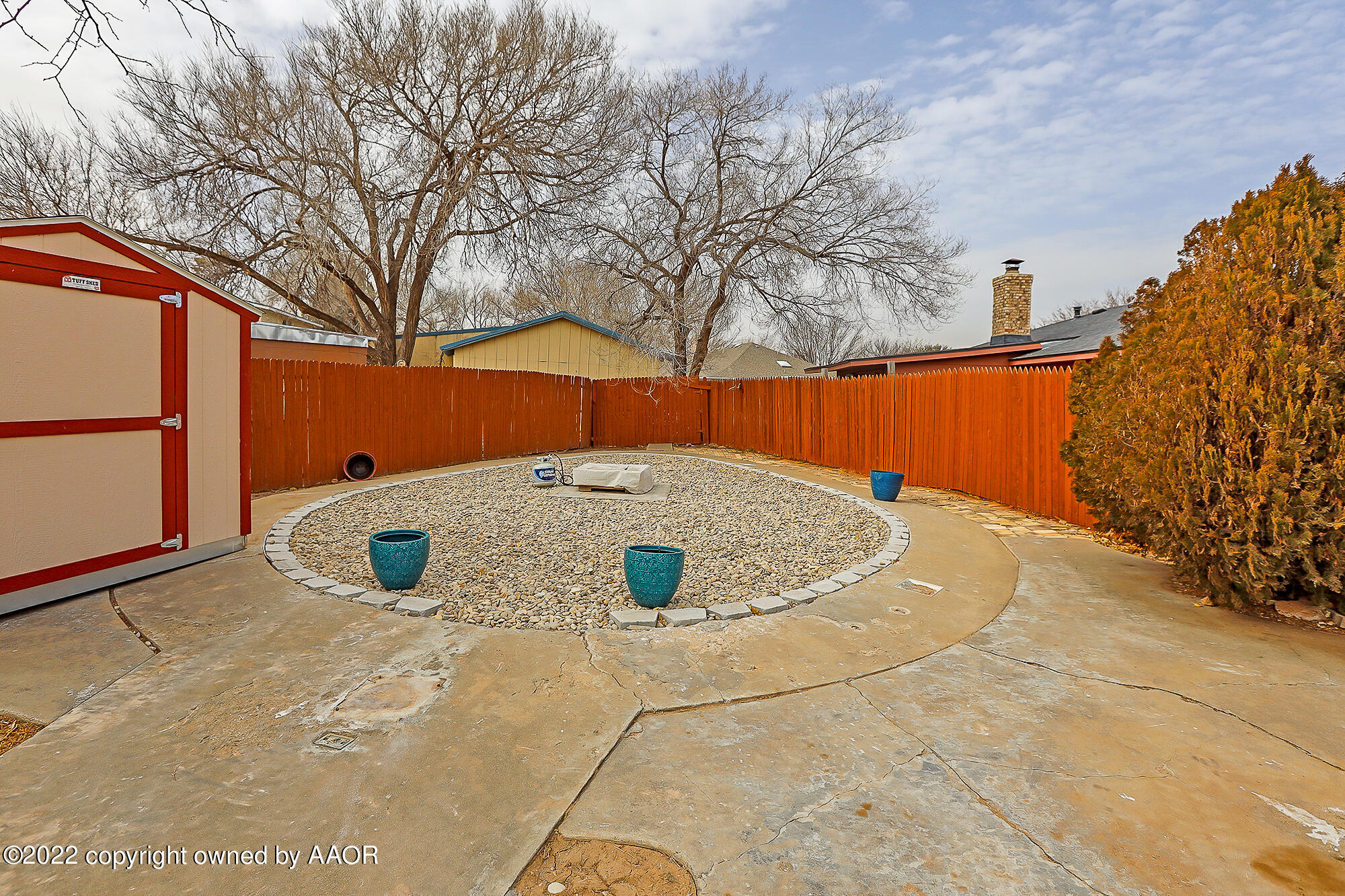 5706 Hillside Road Amarillo, TX 79109 - Photo 29 of 30 Back HangOut Area2