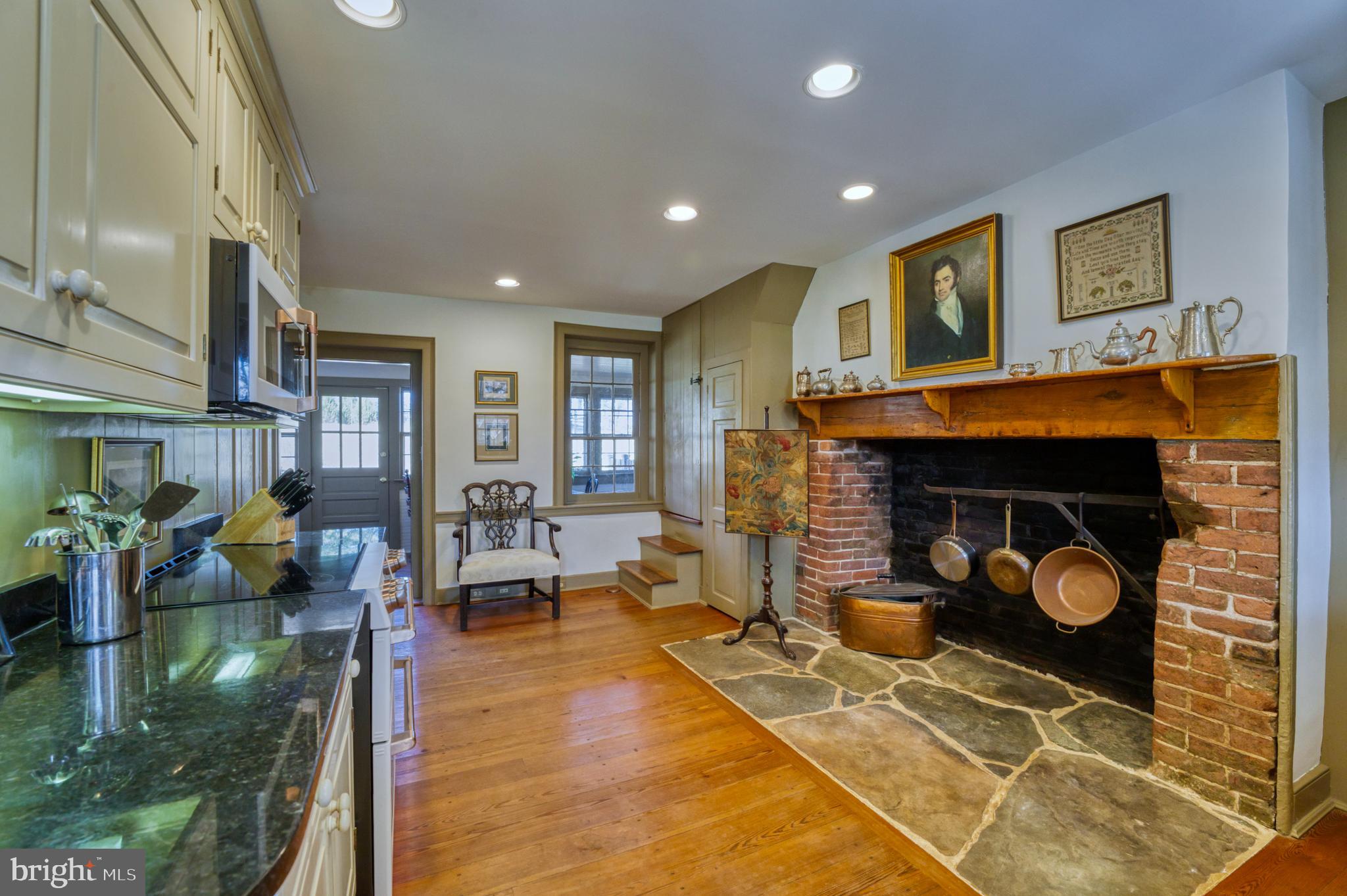 38678 Piggott Bottom Road Hamilton, VA 20158 - Photo 16 of 103