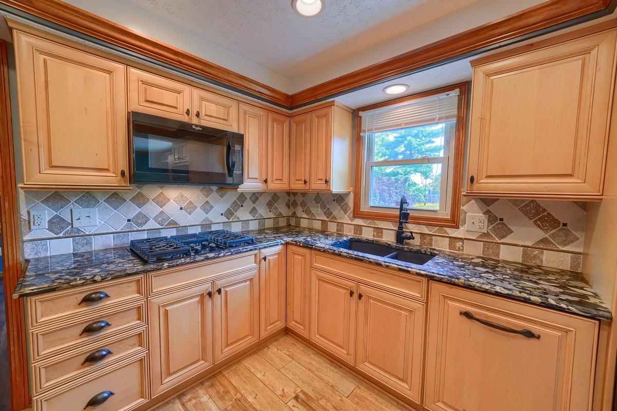 2142 Stancrest Road Dublin, OH 43016 - Photo 17 of 47 Gallery Image 17
