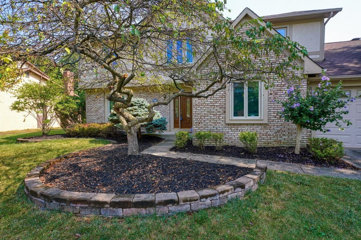 2142 Stancrest Road Dublin, OH 43016 - Photo 3 of 47 Gallery Image 3