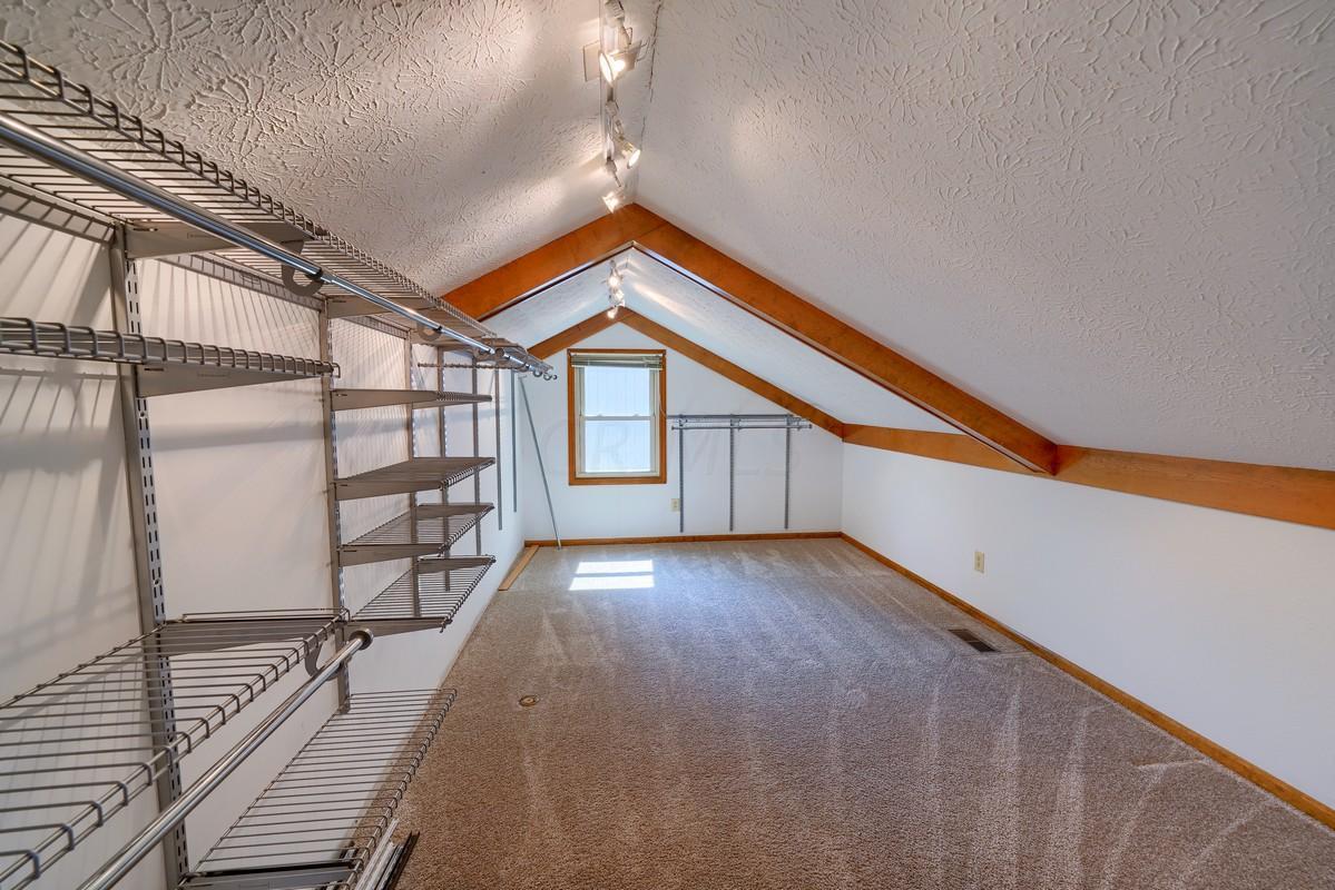 2142 Stancrest Road Dublin, OH 43016 - Photo 39 of 47 Gallery Image 39