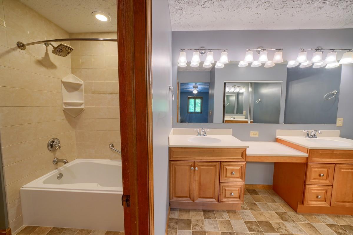 2142 Stancrest Road Dublin, OH 43016 - Photo 40 of 47 Gallery Image 40