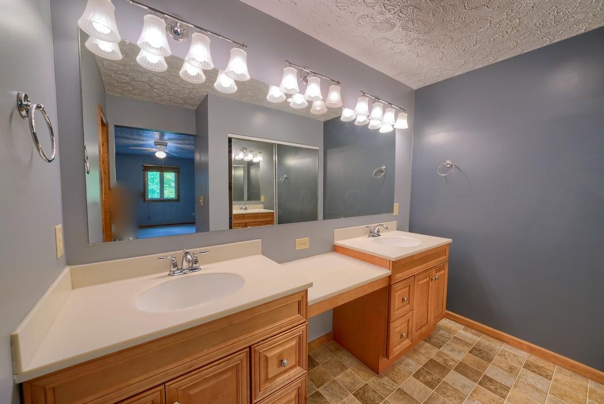 2142 Stancrest Road Dublin, OH 43016 - Photo 42 of 47 Gallery Image 42