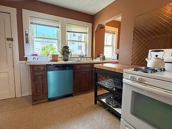 $1,395,000 | 12-14 Nottingham Street, Newton, MA 02459