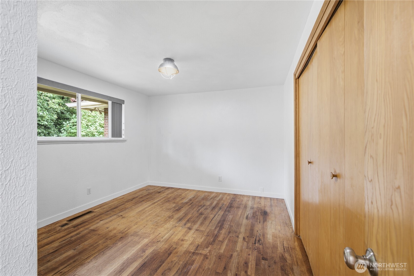 1405 Shaw Road East Puyallup, WA 98372 - Photo 28 of 39 Gallery Image 28