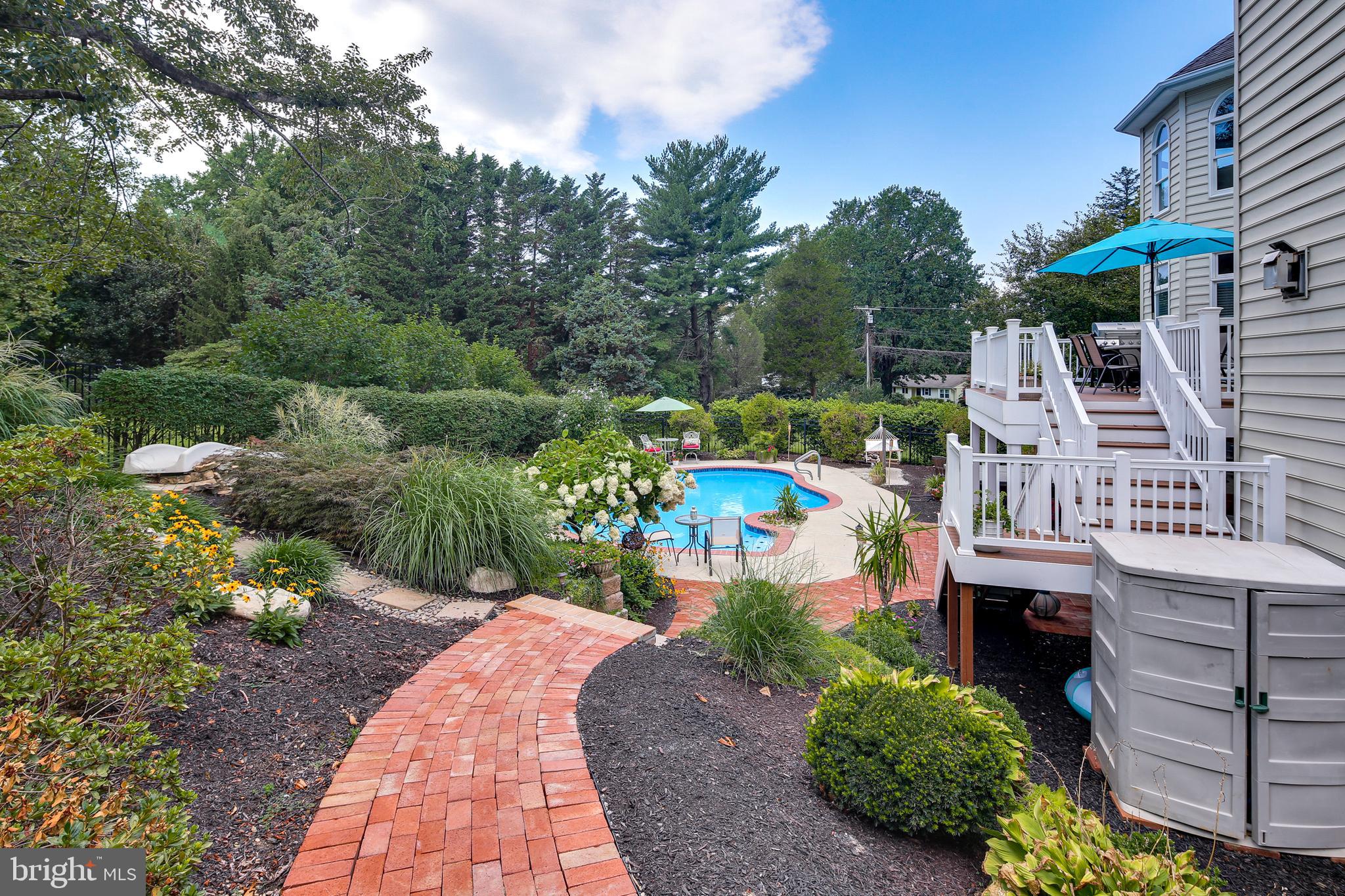 231 Rugby Road Arnold, MD 21012 - Photo 32 of 42 Wonderful outdoor living spaces