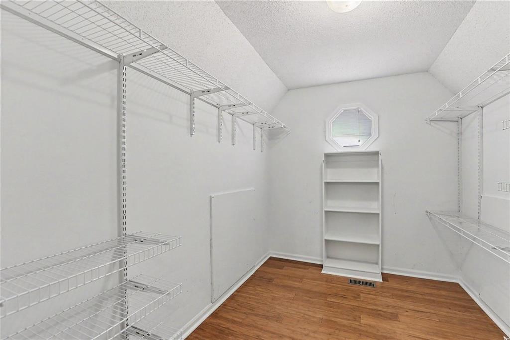 5304 Mullen Road Shawnee, KS 66216 - Photo 26 of 58