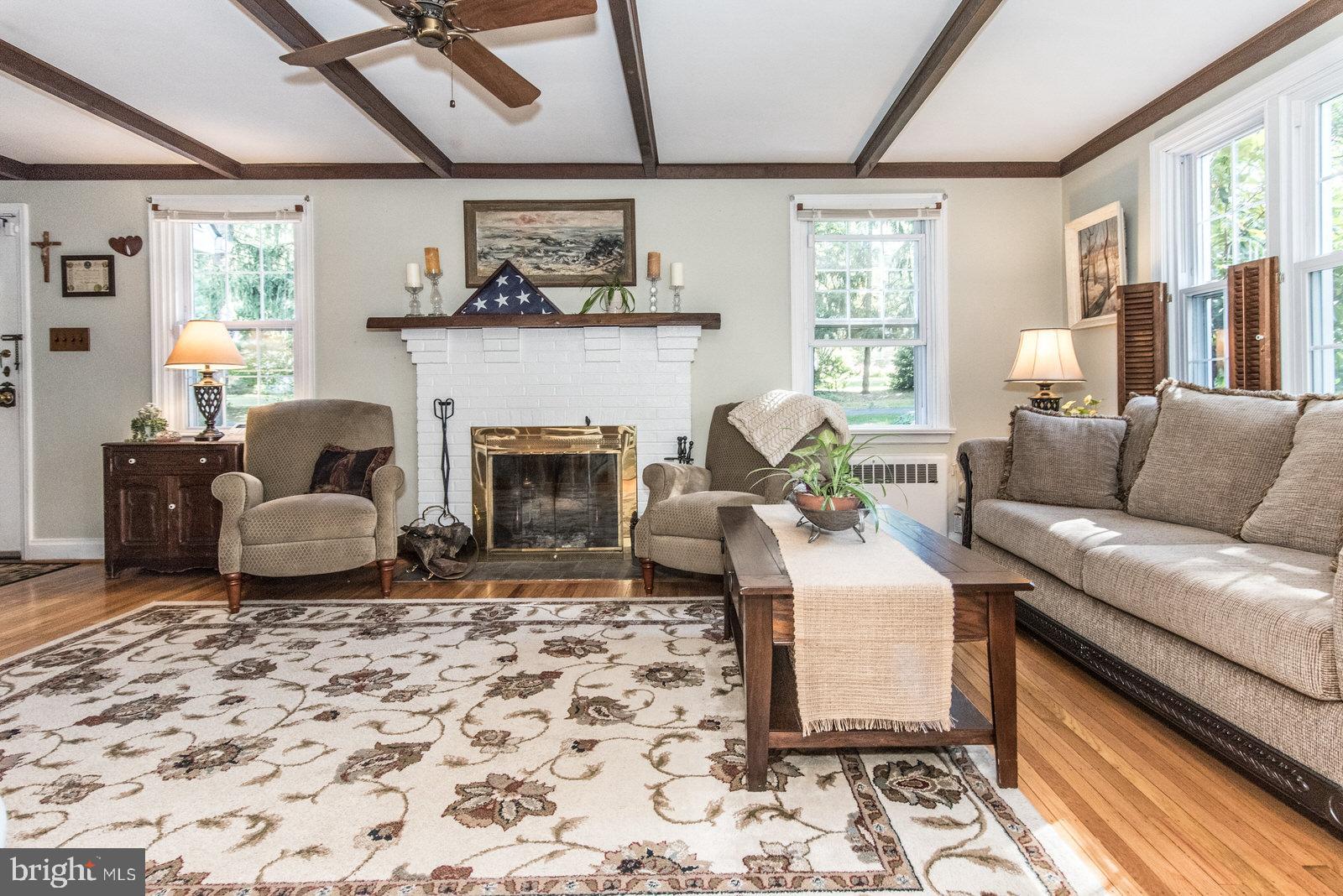 112 Fairhill Road Huntingdon Valley, PA 19006 - Photo 11 of 86 Gallery Image 11