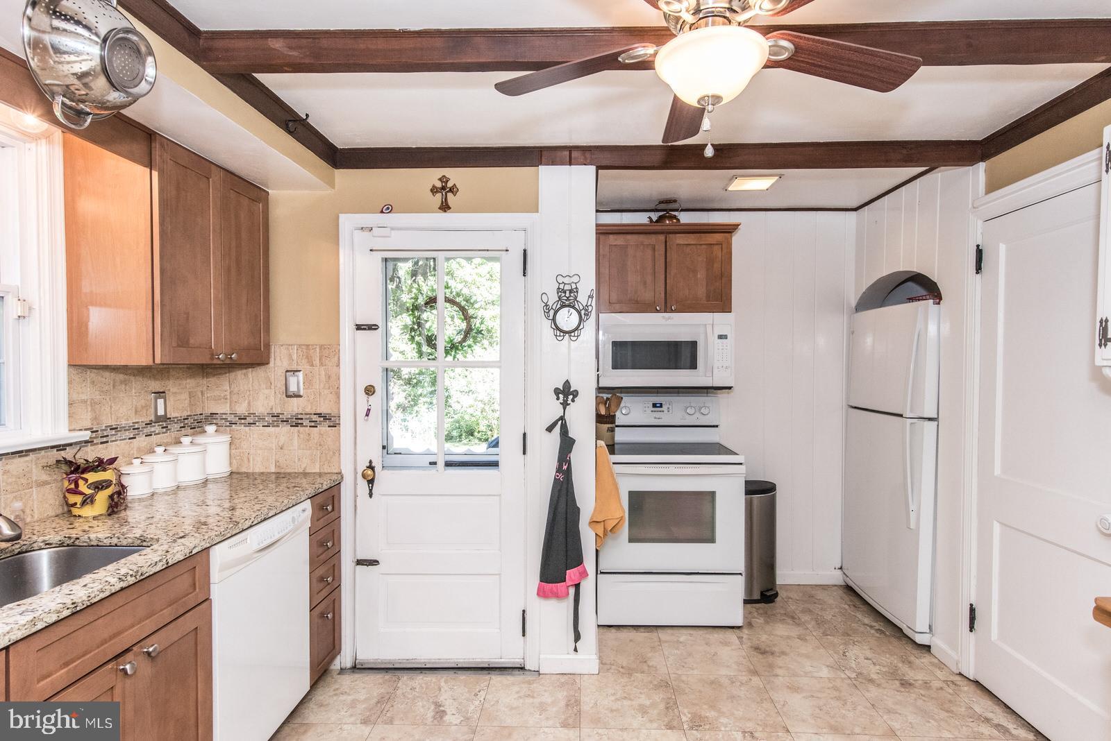 112 Fairhill Road Huntingdon Valley, PA 19006 - Photo 29 of 86 Gallery Image 29