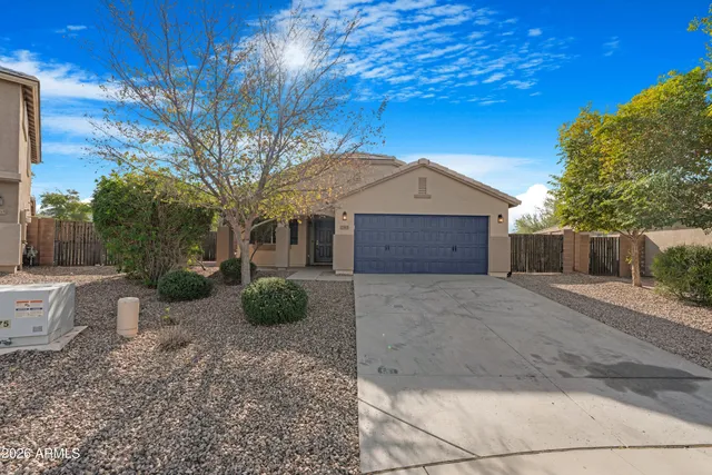 $569,000 | 2315 East Hazeltine Way, Gilbert, AZ 85298