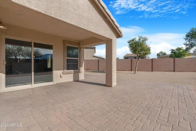 $569,000 | 2315 East Hazeltine Way, Gilbert, AZ 85298