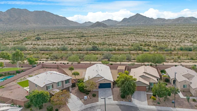 $569,000 | 2315 East Hazeltine Way, Gilbert, AZ 85298