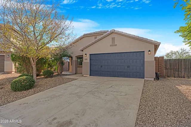 $569,000 | 2315 East Hazeltine Way, Gilbert, AZ 85298