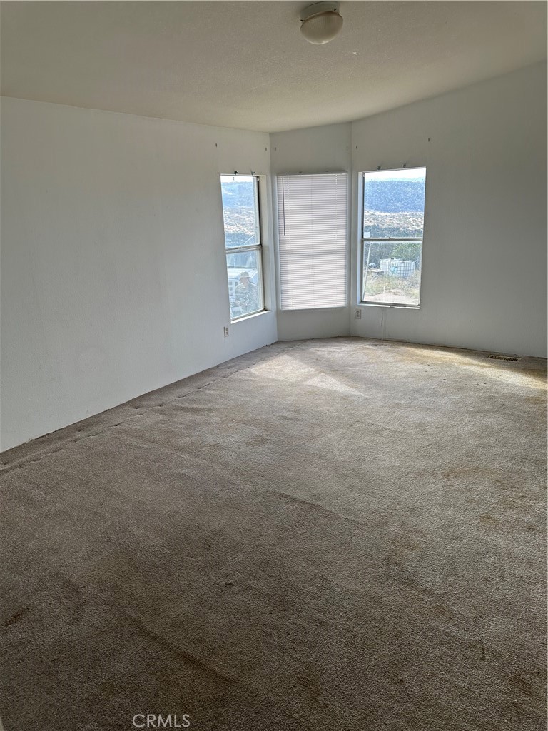 43043 Ardia Road Hemet, CA 92544 - Photo 24 of 53 Master bedroom.