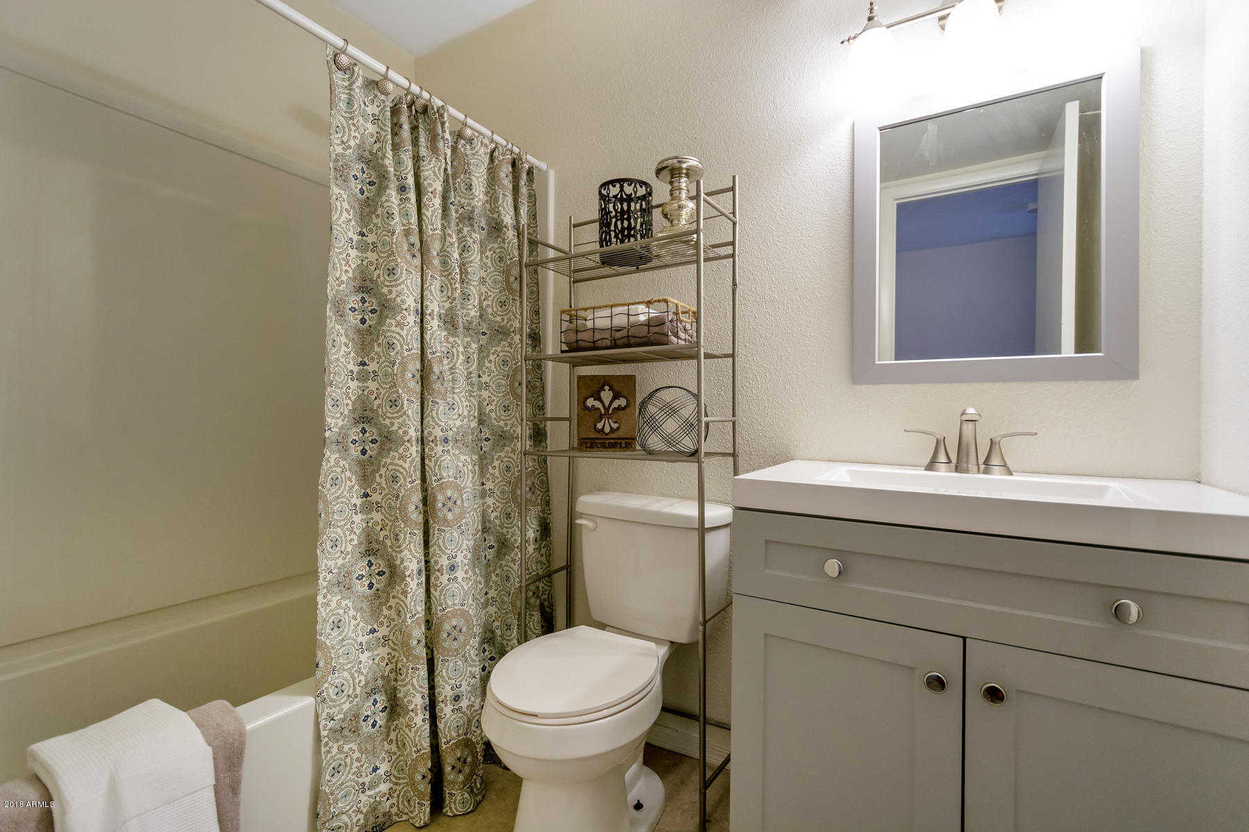 1033 East Redfield Road Tempe, AZ 85283 - Photo 4 of 17 Upstairs Bathroom
