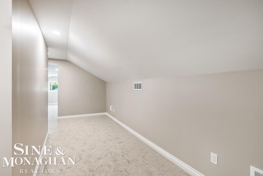 781 Fairford Road Grosse Pointe, MI 48236 - Photo 35 of 57 50158700-740ad787-32a4-4de5-93c9-4698410ff76a.JPG