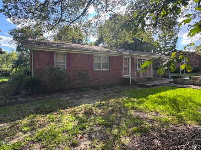 a view of outdoor space yard and deck