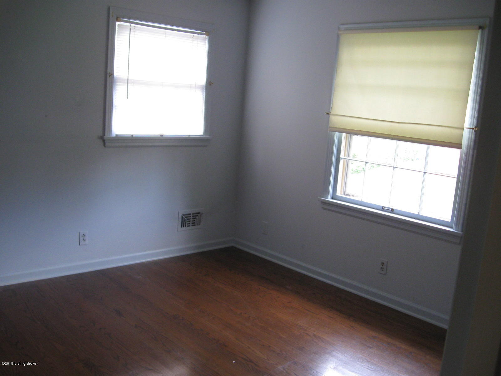 9004 Cardiff Road Louisville, KY 40242 - Photo 10 of 12 Bedroom