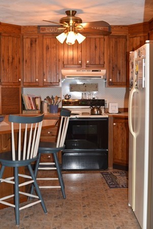 468 Mendon Road Attleboro, MA 02703 - Photo 17 of 28 Gallery Image 17