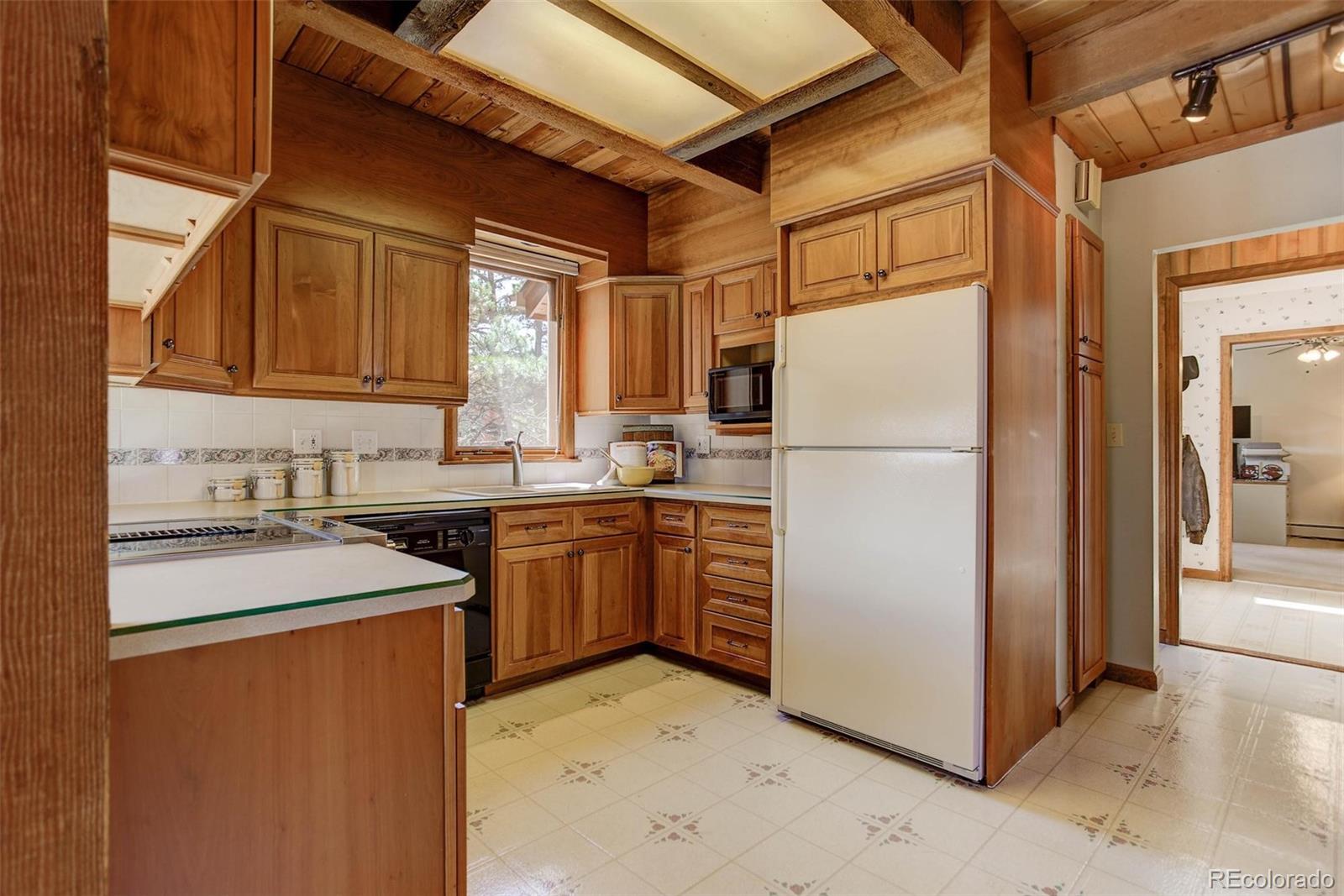 21860 Rinconada Road Morrison, CO 80465 - Photo 10 of 35 Gallery Image 10