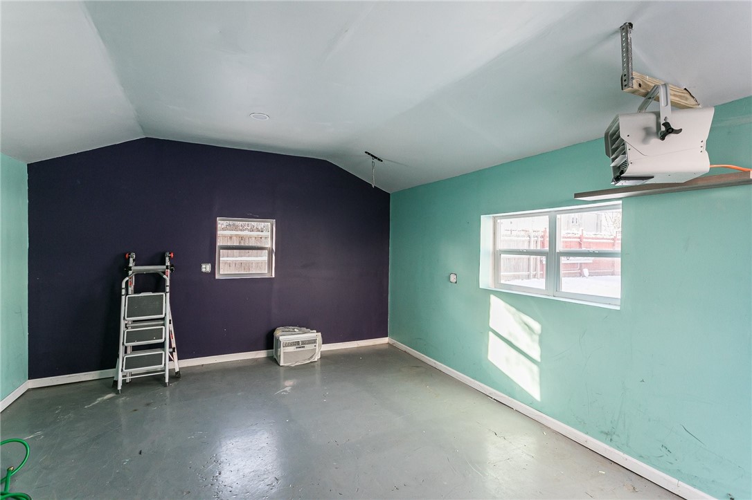 43 Brett Road Irondequoit, NY 14609 - Photo 14 of 17