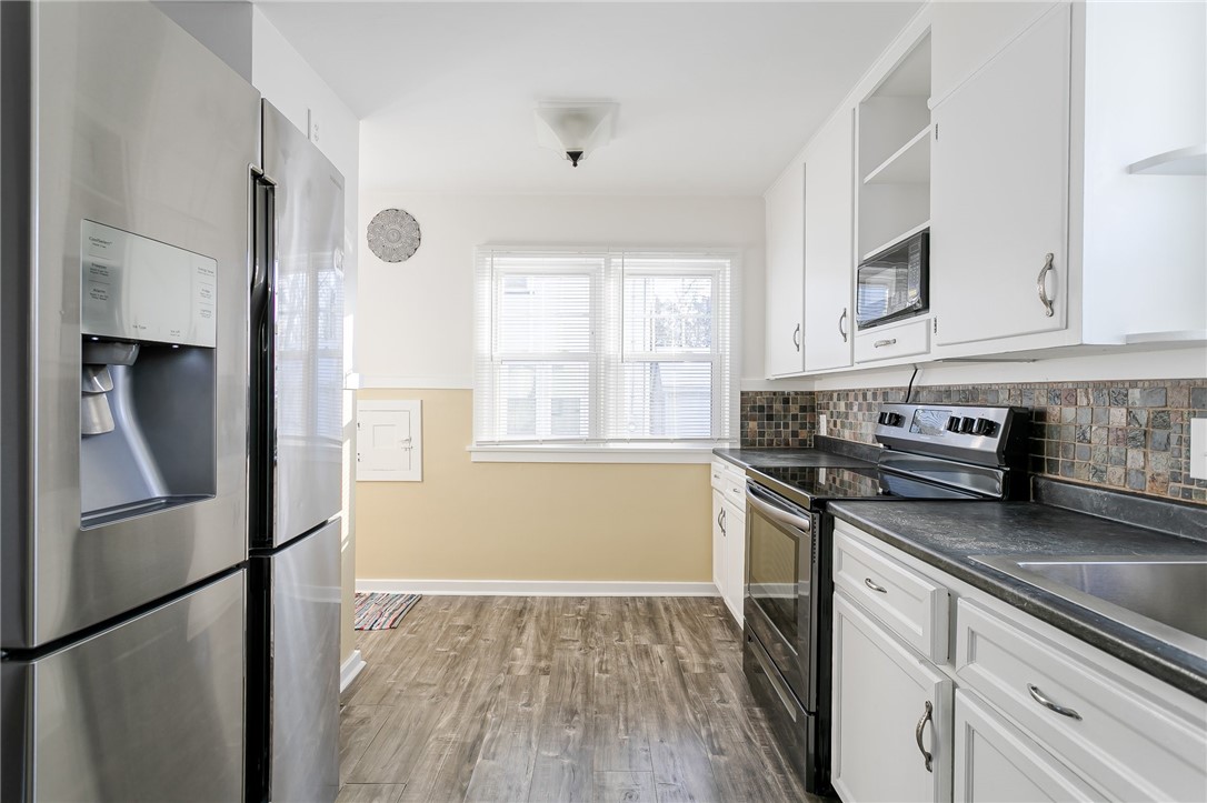 43 Brett Road Irondequoit, NY 14609 - Photo 3 of 17