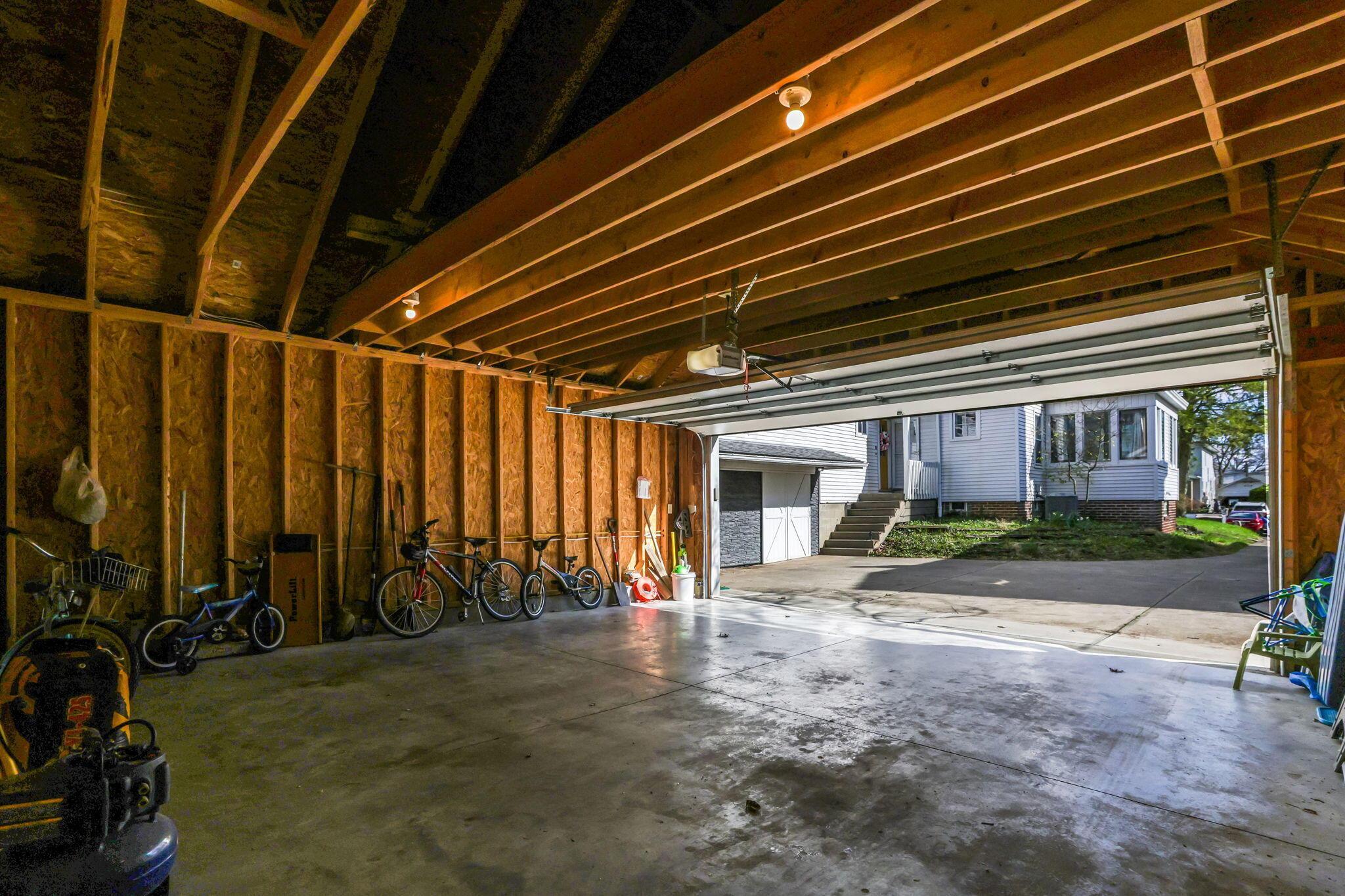 90 Brevoort Road Columbus, OH 43214 - Photo 38 of 50 Lofted storage area above the garage