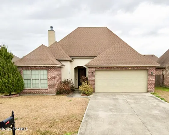$1,900 | 103 Gunter Grass Court, Lafayette, LA 70508