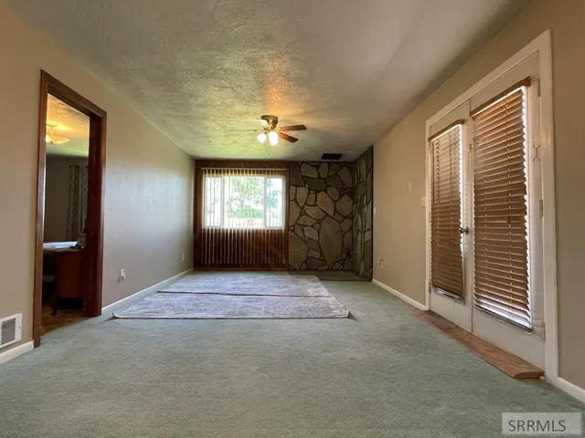 $329,000 | 260 Gifford Street, Blackfoot, ID 83221