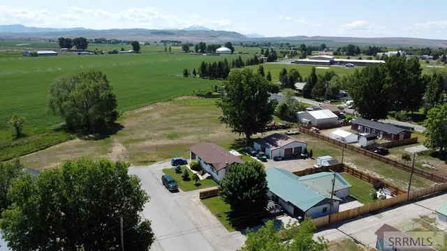 $329,000 | 260 Gifford Street, Blackfoot, ID 83221