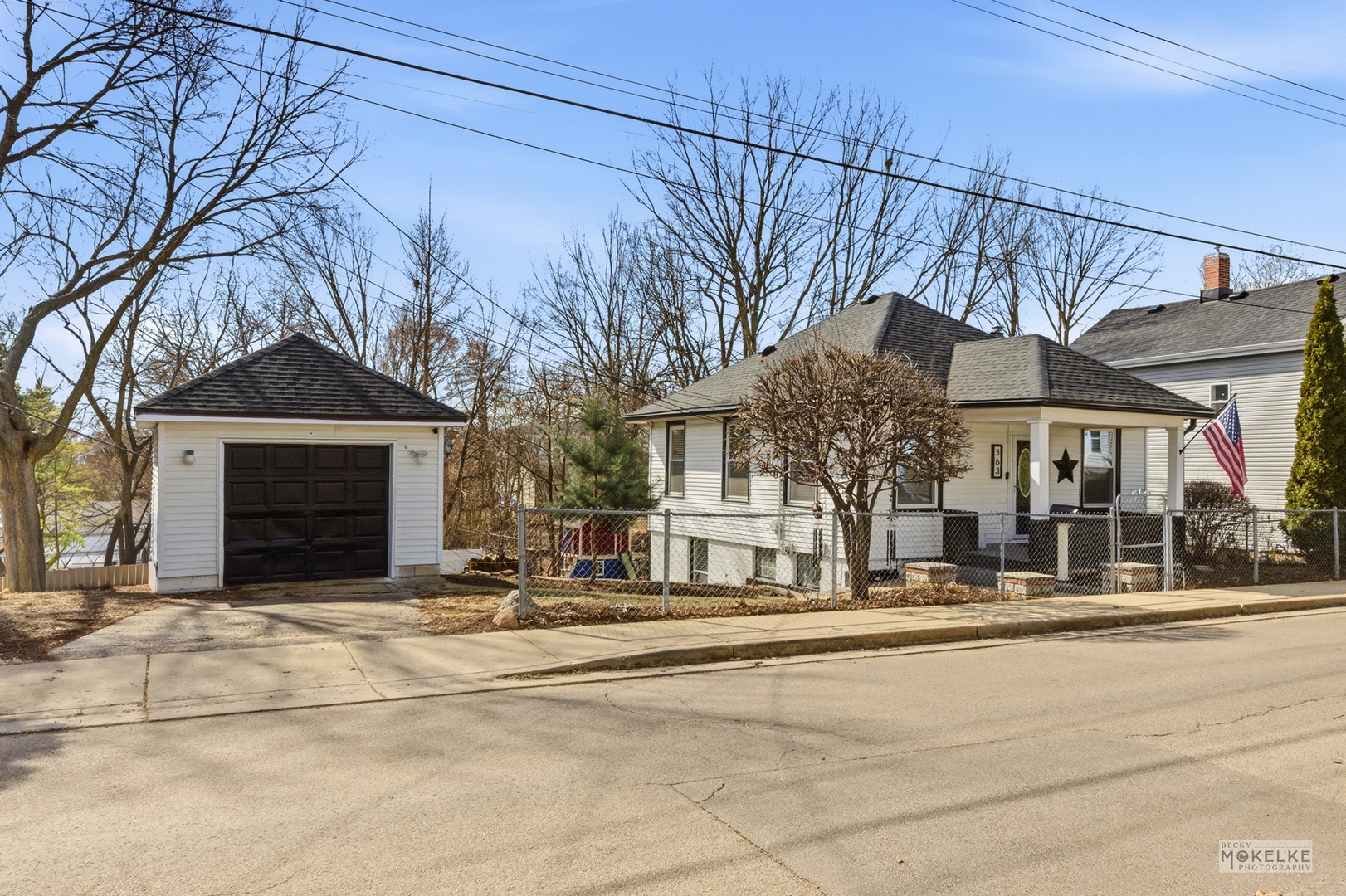 363 Franklin Boulevard Elgin, IL 60120 - Photo 2 of 32 a view of a house with a outdoor space